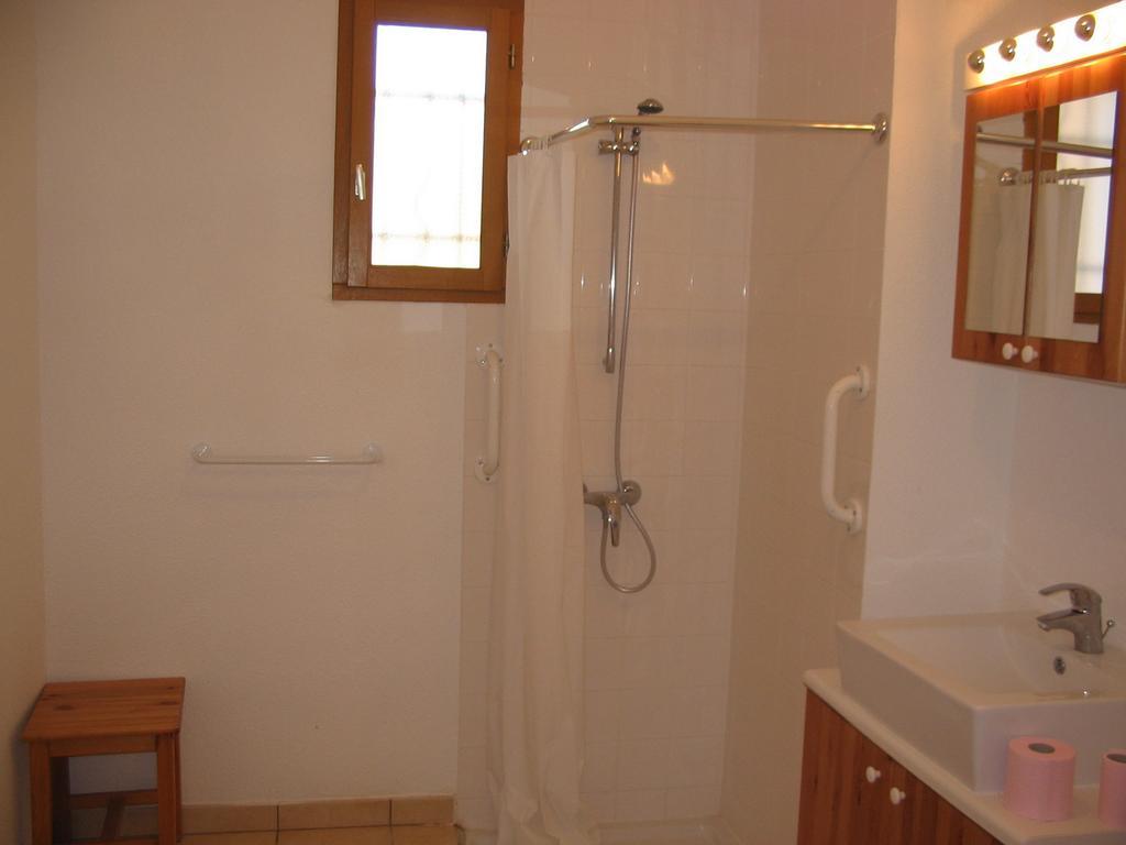 Hameau Des Sources Aparthotel Montbrun-les-Bains Exterior photo